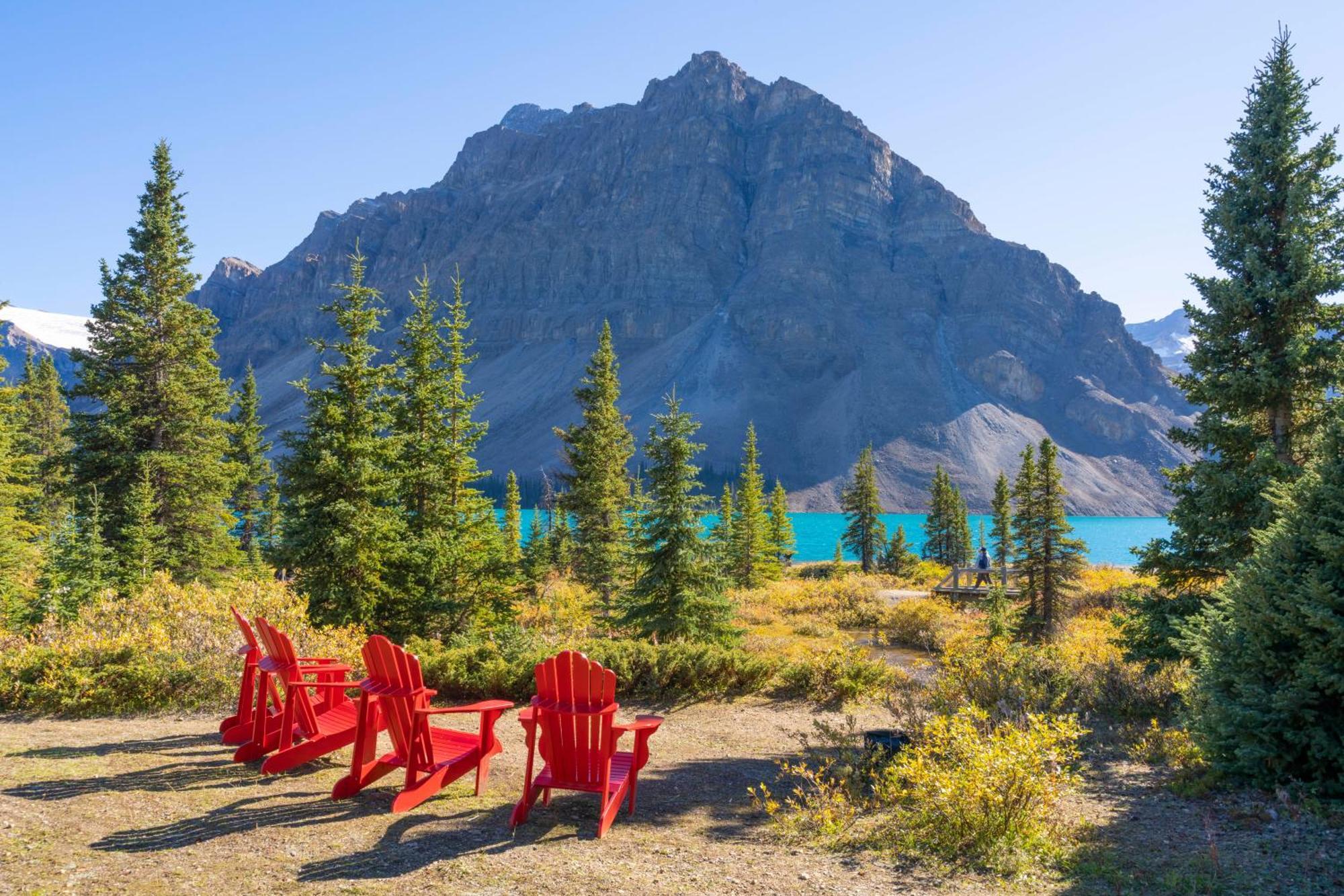 The Lodge At Bow Lake Лейк Луис Екстериор снимка